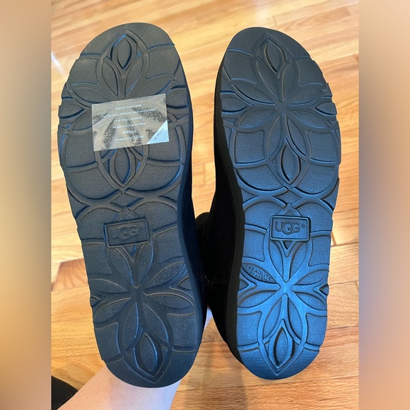 UGG Classic Abree Mini II Black (NERO) Boots, Size 7 NEW - Picture 4 of 5